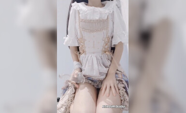 The latest popular Twitter extreme body beauty girl cuteli520 new - new lolita skirt props play wave hole barking still soul Strongly recommended HD 720P original version without watermarks