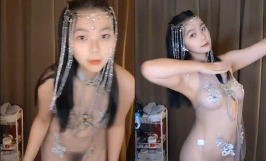 Dance student Joy Face goddess [Kiyono] super sexy nude dance ~ twisting waist fighting dance, slutty dance ~ see nosebleeds