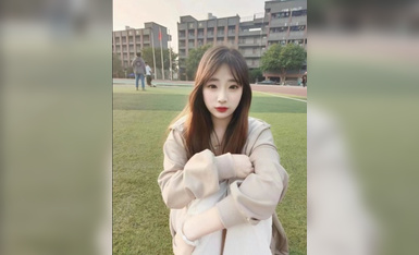 Latest 2023-02-18 Chongqing sophomore schoolgirls to earn extra money modeling group topped about shooting by the photographer rubbing B picking B breaking B unfortunately J8 is not very powerful (2)