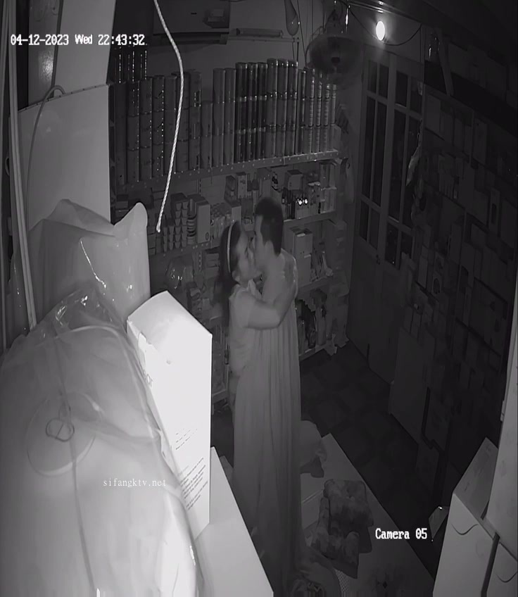 2023 Newest Hacker Hacking Home Camera Sneak Peek Pop Collection Little Brother Standing Without Condom Screwing Daughter-In-Law's Pussy Cum Runs All Over The Place (15)