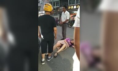 Caught in the act - Wife stealing lover's thing was found by her husband, the street hard to speculate sexy big ass