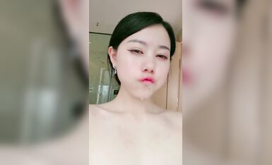 Charming little young lady full face passionate show, bed under the bed bathroom passion, props pumping slut hole play chrysanthemum, lewd voice slut constantly, orgasm squirting more than a real slut!