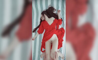 The super popular 91 against the sky high-color value beauty girl ▌More than B ▌The best red dress especially sexy pink tender famous machine Ultra fine 4K picture quality to feel the most top visual feast.