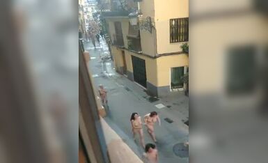 Masturbation Series of Group Naked Running